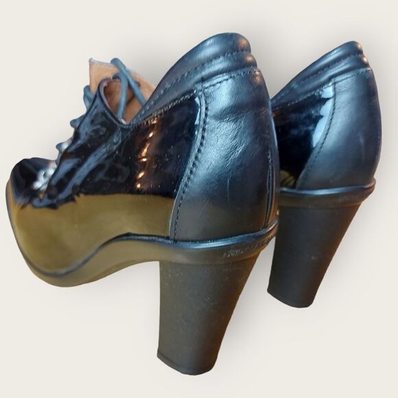 Donald J. Pilner Black Patent Leather Duke Booties Size 7.5 - Picture 6 of 11